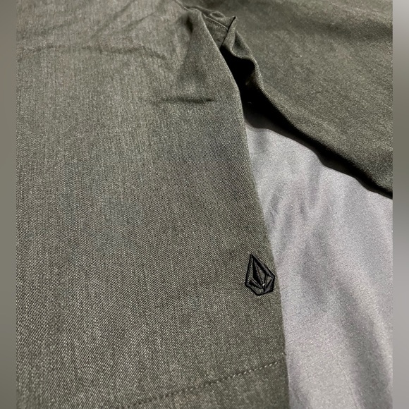Men’s Volcom Chino Short Size 30 - Picture 4 of 4